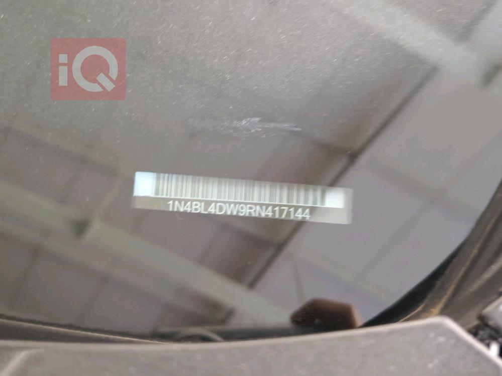 نيسان ألتيما